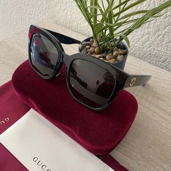 New , Gucci women's GG0034SAN 55mm sunglasses - Picture 5 of 15